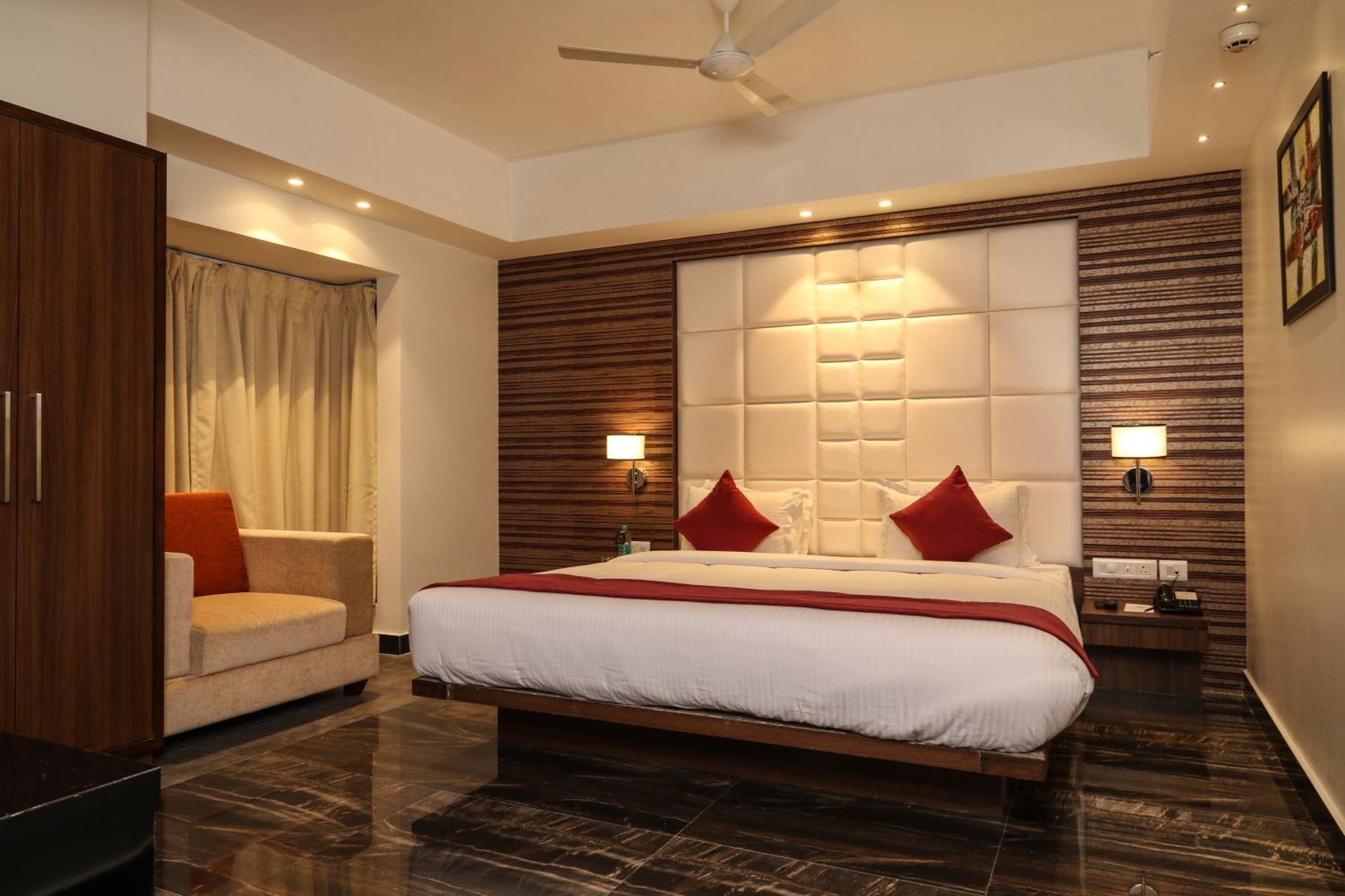 The Grand Asansol Hotell Exteriör bild