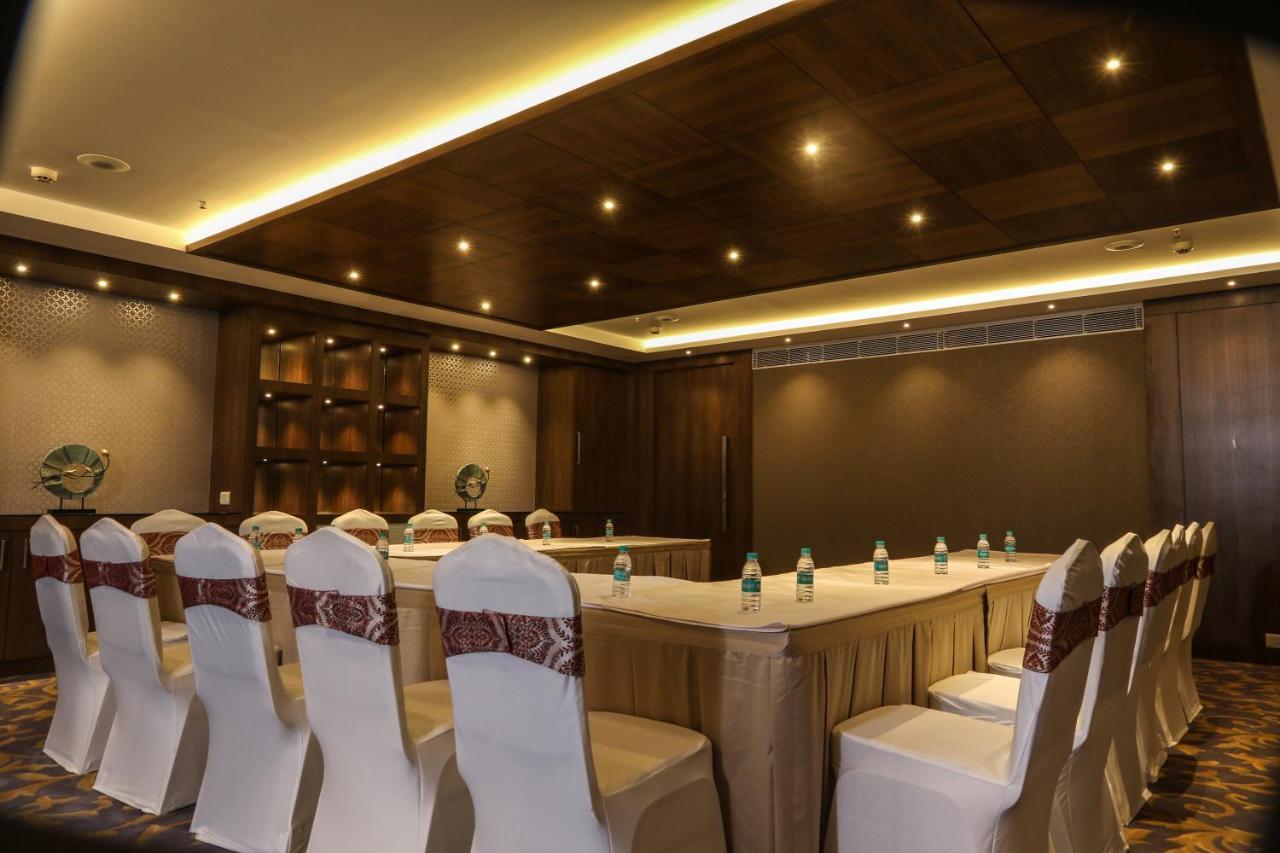 The Grand Asansol Hotell Exteriör bild