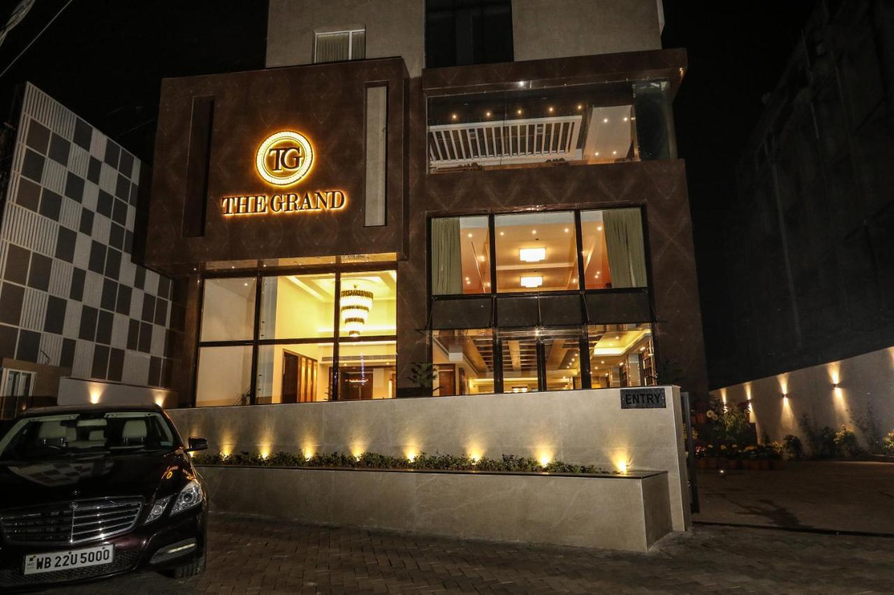 The Grand Asansol Hotell Exteriör bild