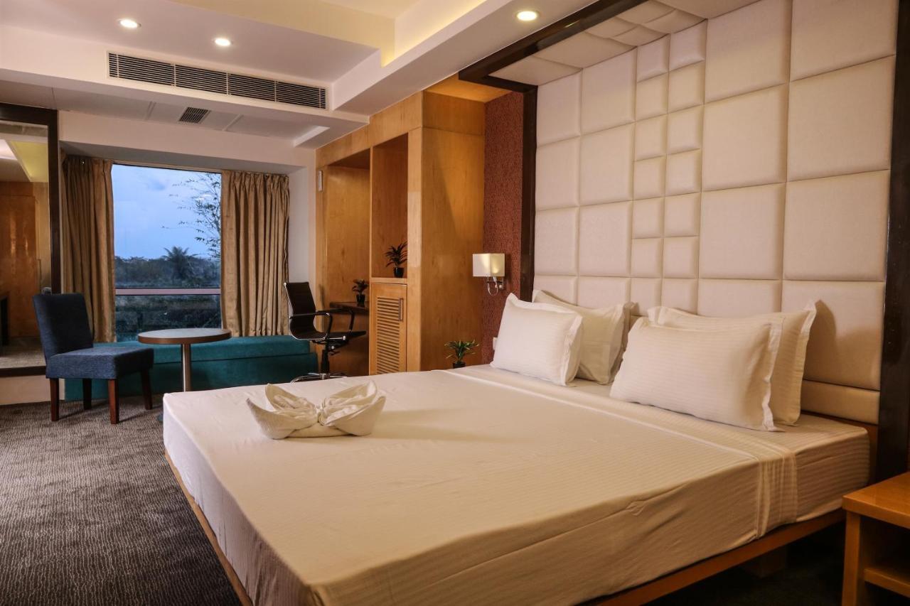 The Grand Asansol Hotell Exteriör bild
