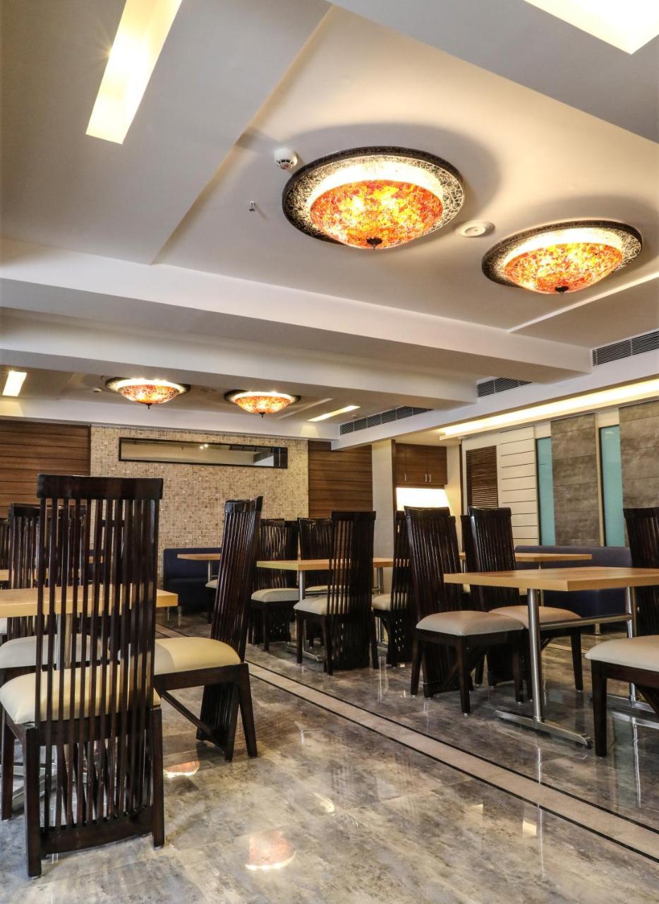 The Grand Asansol Hotell Exteriör bild